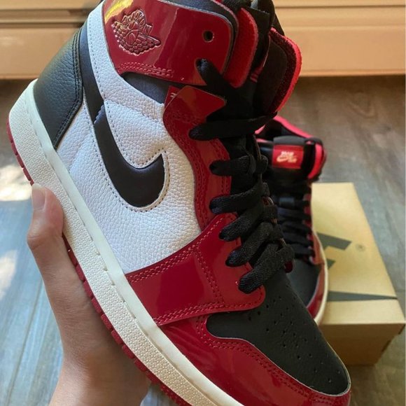 Air Jordan 1 High Patent Chicago Zoom Size 8.5 W - Picture 2 of 7